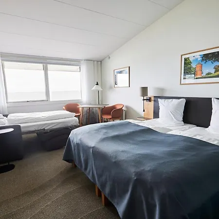 Hotel & Konference 4*