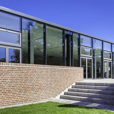 Hotel & Konference 4*