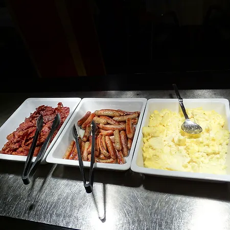 - Hotel&konferencecenter 4*