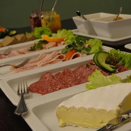 - Hotel&konferencecenter 4*