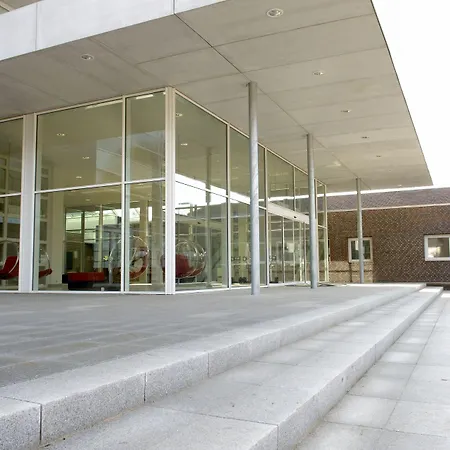 - Hotel&konferencecenter