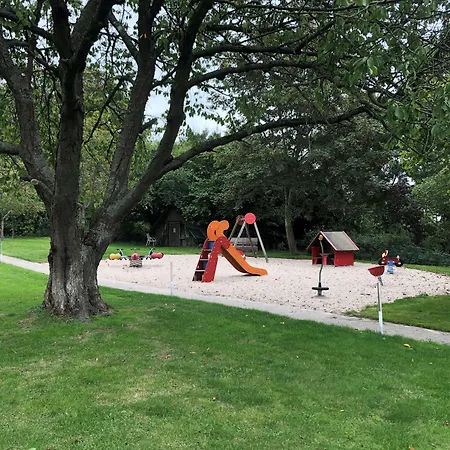 - Hotel&konferencecenter Hotel