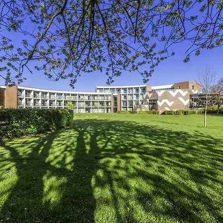 Hotel & Konference 4*