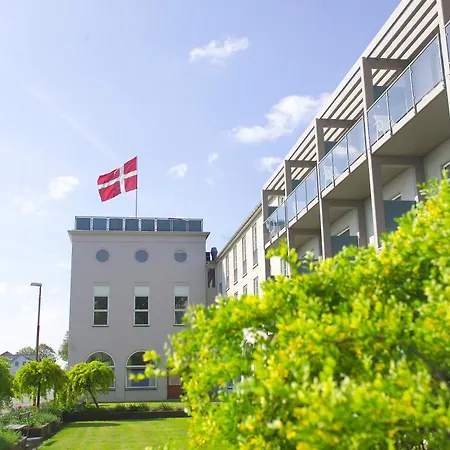 - Hotel&konferencecenter 4*