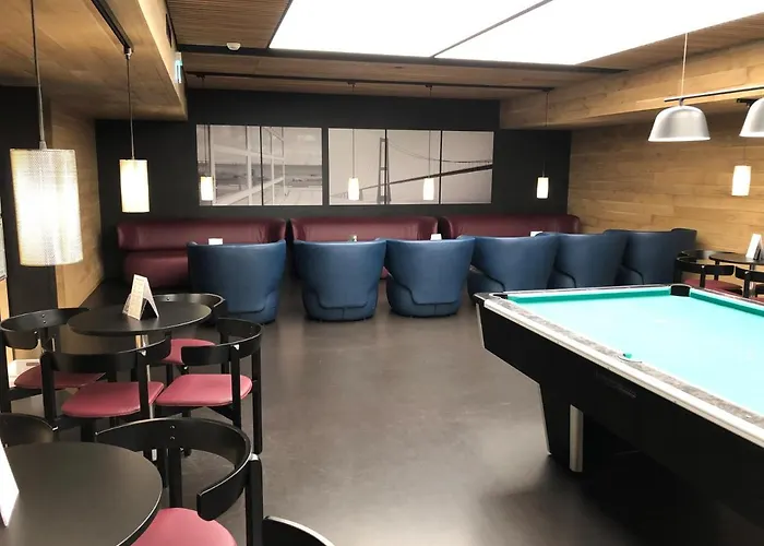 & Konference 4* 尼堡