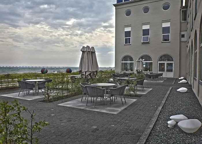 & Konference 酒店 4*