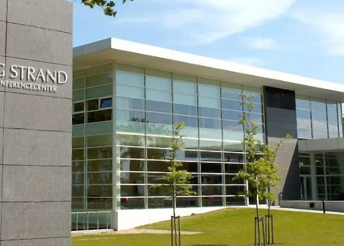 & Konference 4* 尼堡